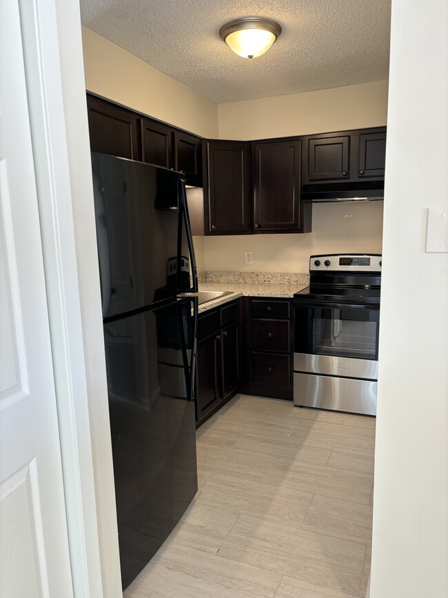 Building Photo - 4513 Tabony St