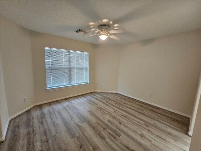 Building Photo - 12503 Rosewood Way Ln