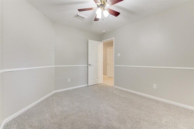 Building Photo - 12207 Lakewood Glade Ct