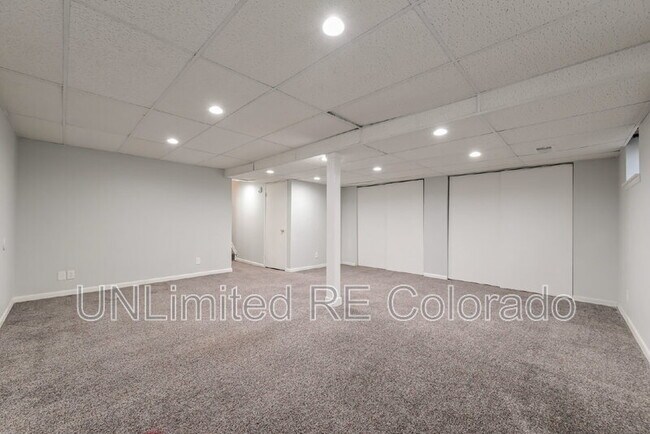 Building Photo - 7705 S Pontiac Ct