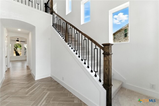 Building Photo - 1057 Easy Gruene