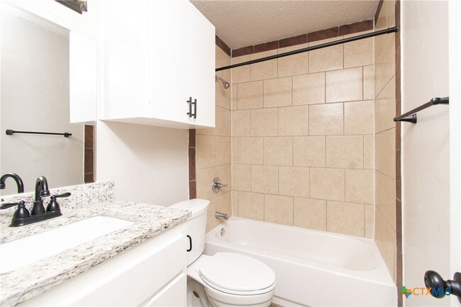 Building Photo - 314 Sunset Ln