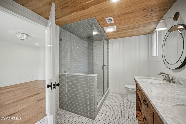 Building Photo - 1292 Brookview Ave