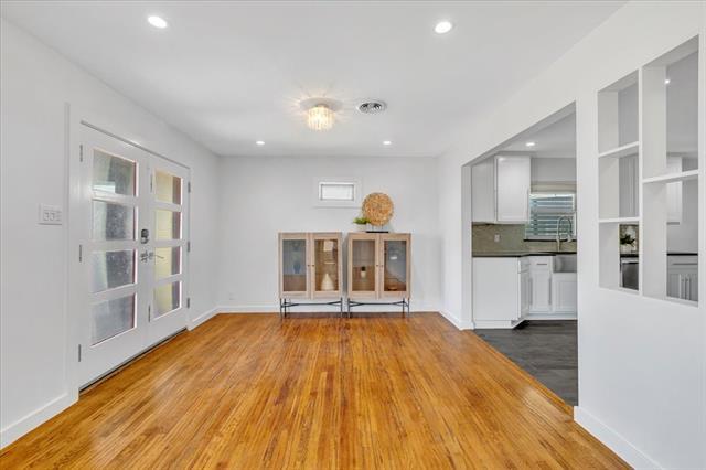 Building Photo - 9918 Coldwater Cir