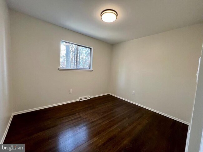 Building Photo - 13515 Reid Cir