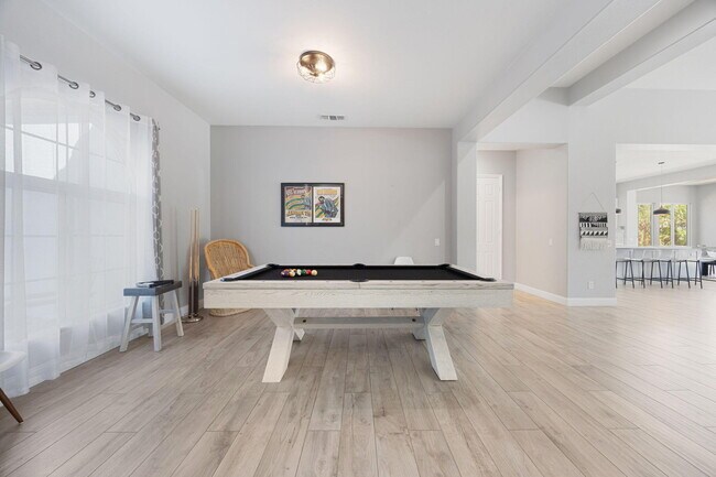 Building Photo - 49392 Hohokam River St