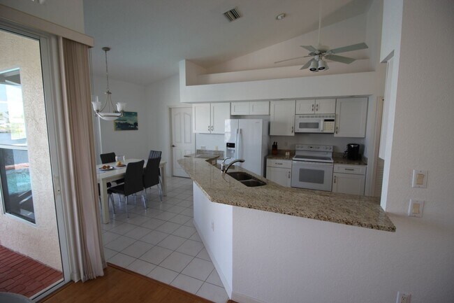 Building Photo - Short Term Rental ** Available 11/1/25 ** 3 Bed/2 Bath Pool Home ** Punta Gorda Isles** $7,500/mo