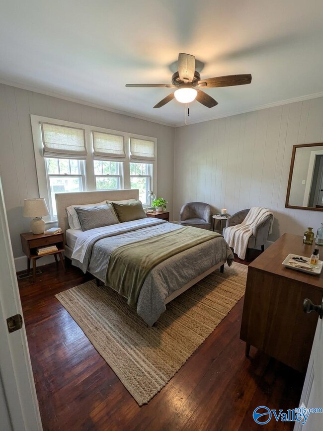 Building Photo - 2404 Whitesburg Dr