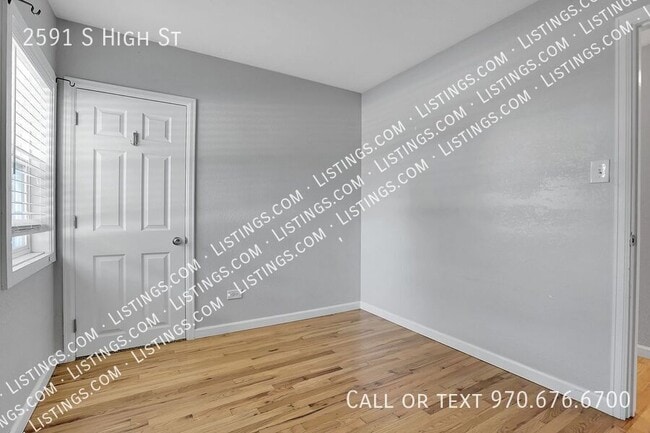 Building Photo - 2591 S High St