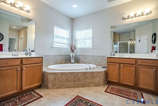Building Photo - 14378 Charter Landing Dr