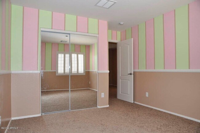 Building Photo - Charming 4 Bed 3 Bath Home in Norterra Area