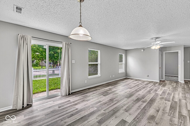 Building Photo - 12254 Maize Dr