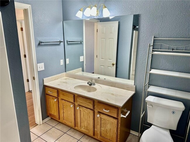 Building Photo - 516 Wildwood St