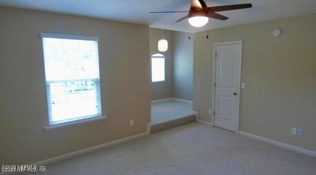 Building Photo - 83117 Purple Martin Dr