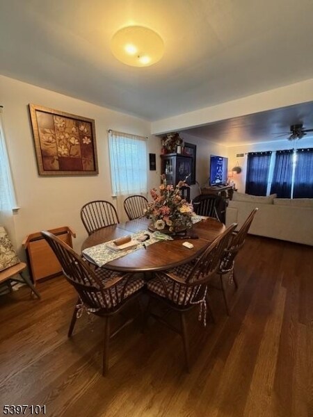 Building Photo - 827 Hobson St