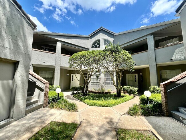 Building Photo - 3970 Lancashire Ln