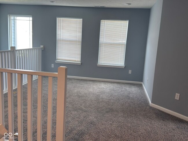 Building Photo - 151 Dyson Dr