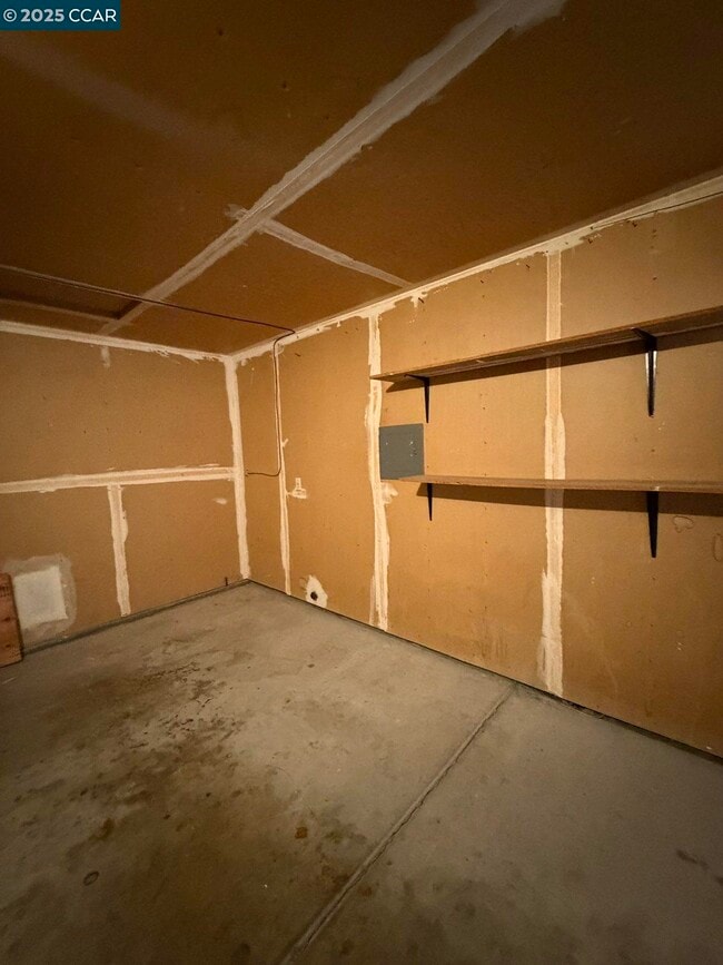 Building Photo - 105 Via Cabrera Ln