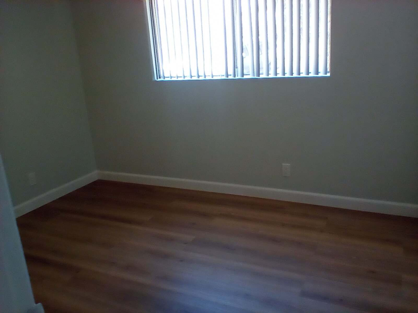 2nd bedroom - 14008 Los Angeles St