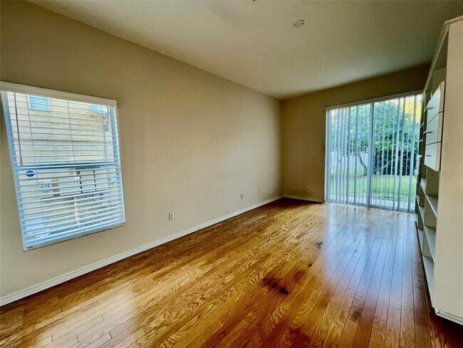 Building Photo - 1831 Abbots Hill Dr
