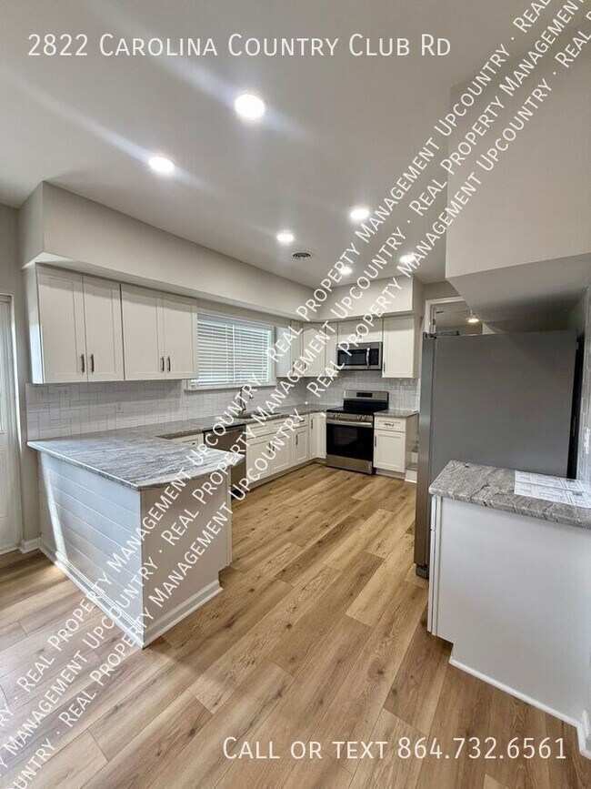 Building Photo - 2822 Carolina Country Club Rd