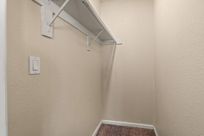 Building Photo - 461 Ashwick Loop