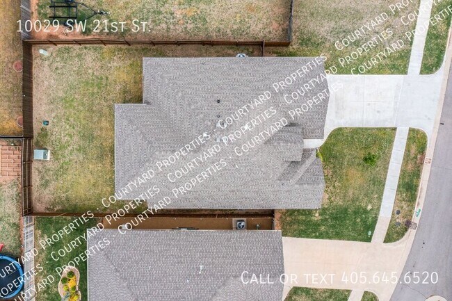 Building Photo - 10029 SW 21st St