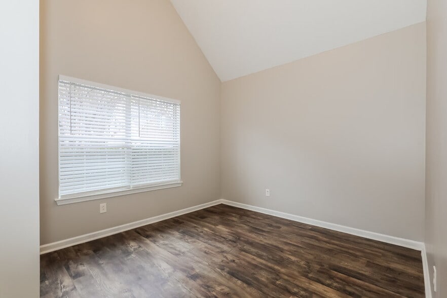 Building Photo - 3633 Gray Birch Dr