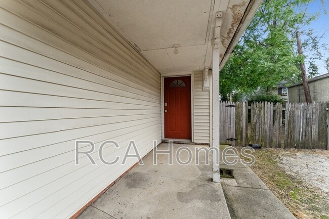 Building Photo - 1011 Dreier Pl
