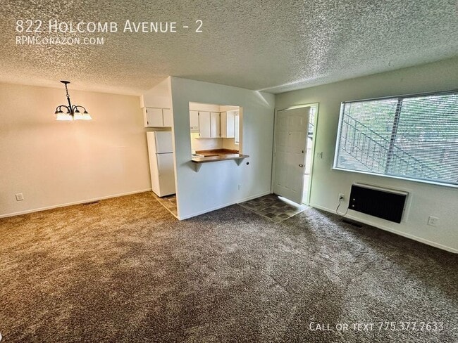 Building Photo - 822 Holcomb Ave