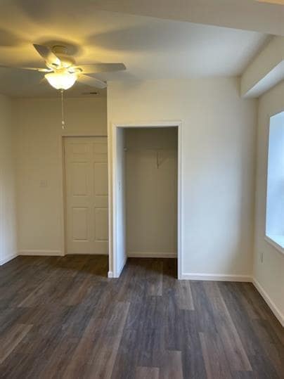 Building Photo - Move In Special! Move in by 6/20 and get 1/2 off first full months rent! Available Now! Large 5 B...