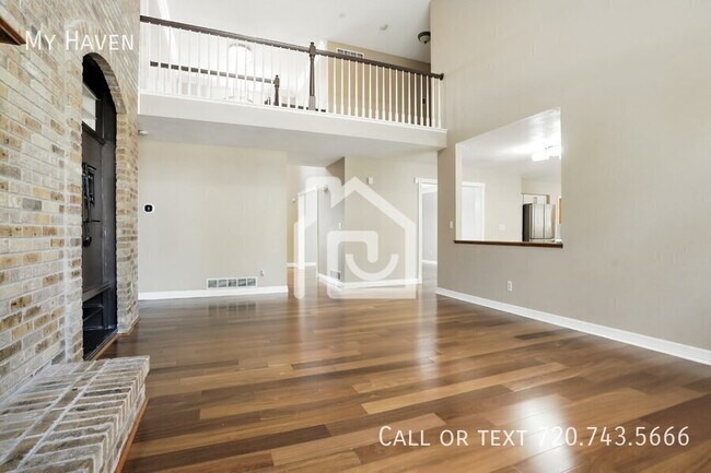 Building Photo - 16173 E Crestline Pl