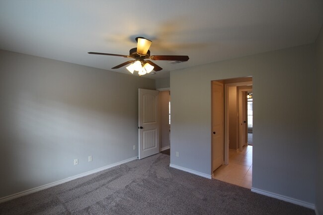 Building Photo - Coming Soon! Luxurious 3 Bed 2.5 Bath Rent...