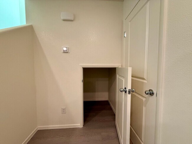 Building Photo - BRAND NEW 3 BED 2.5 BATH 2 CAR GARAGE TOWNHOUSE W/ LOFT FOR RENT!!!