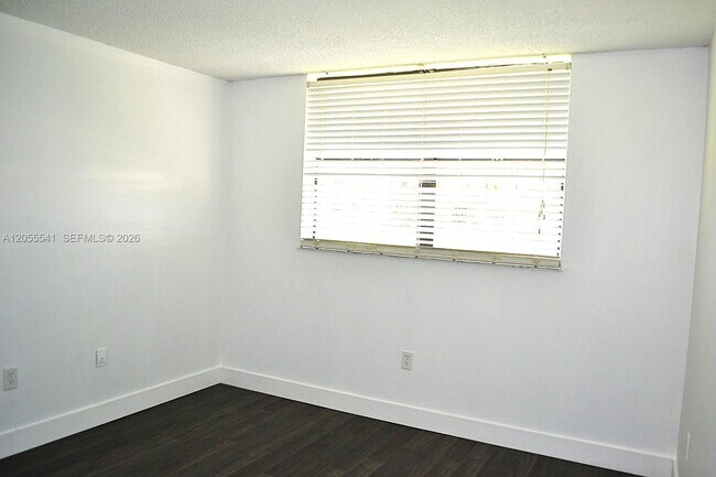 Building Photo - 8004 SW 149th Ave