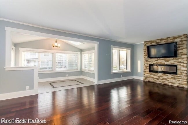 Building Photo - 1183 Bird Ave