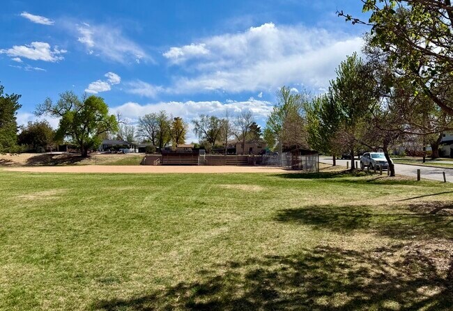 Building Photo - 3401 Fenton St