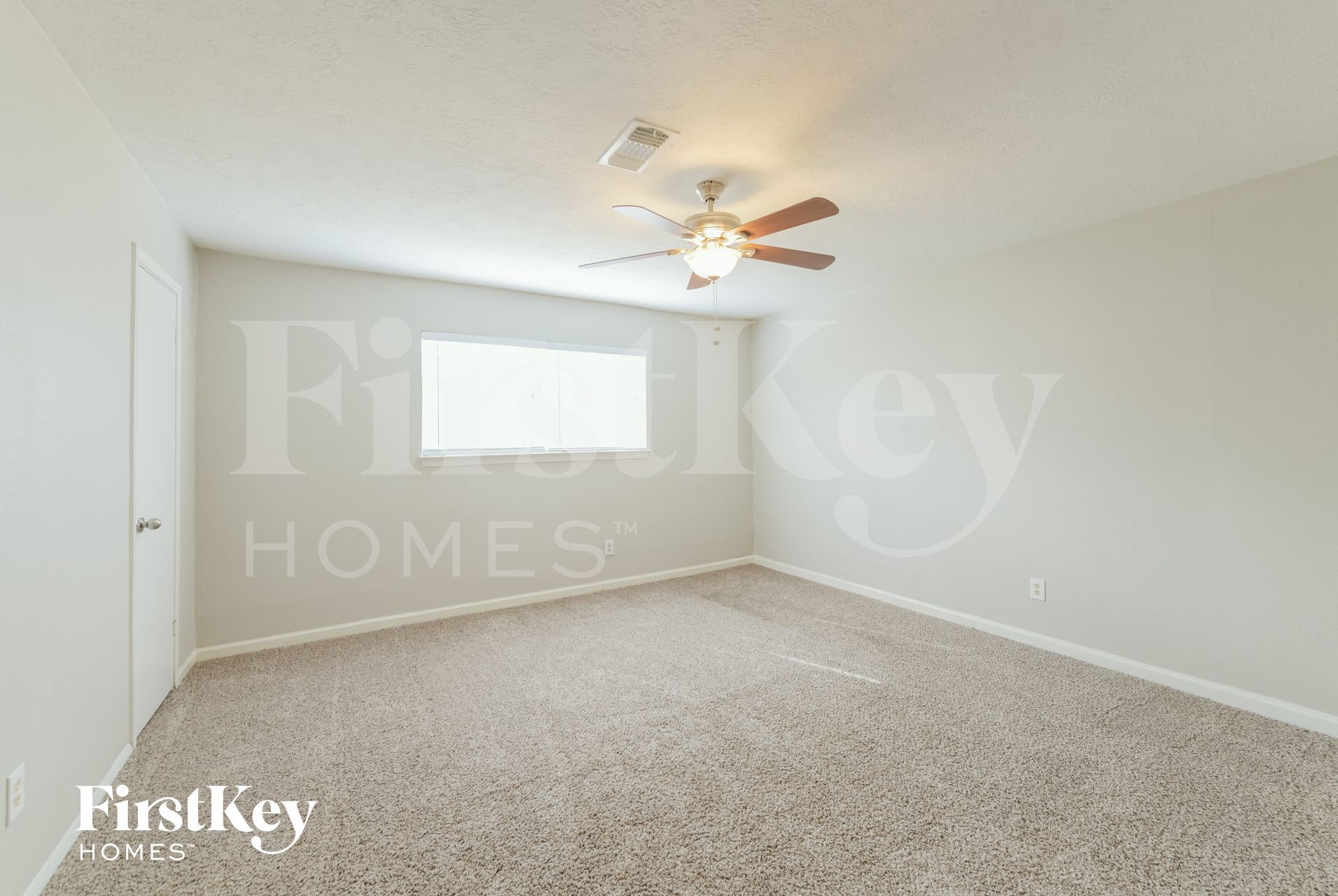 Building Photo - 1 Midwood Cir