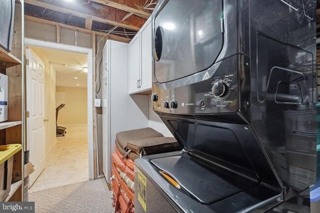 Building Photo - 6136 Deer Ridge Trail