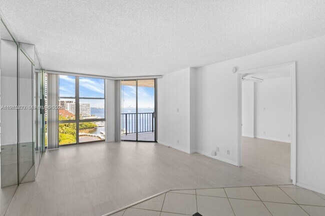 Building Photo - 1865 Brickell Ave