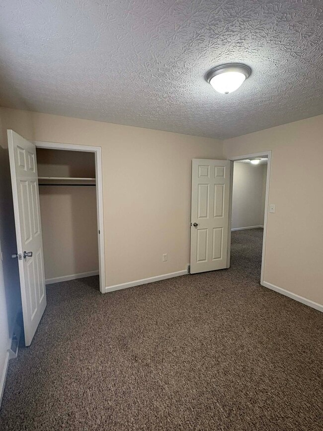 Building Photo - 1622 Flanigan Ct