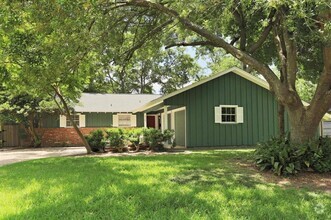 Building Photo - 6729 Roos Rd
