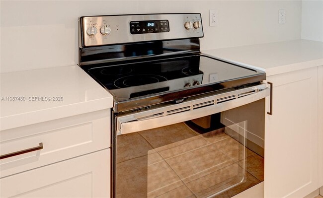 Building Photo - 7350 SW 89th St