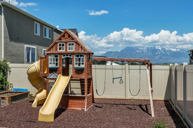 Building Photo - 7528 N Evans Ranch Dr