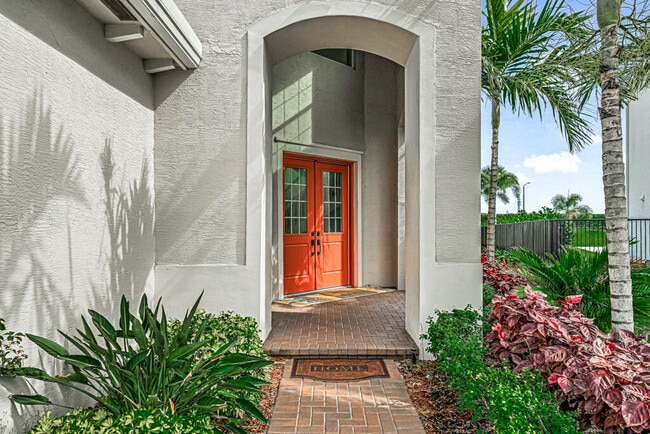 Building Photo - 5482 Macoon Wy