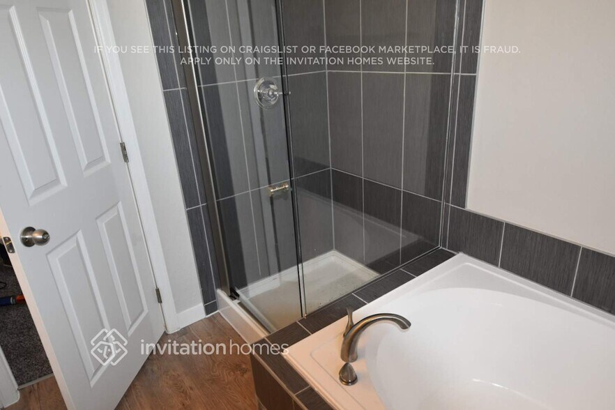 Building Photo - 12269 N Ivy Way