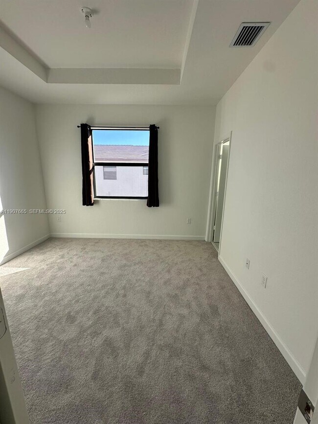 Building Photo - 12848 SW 232nd Ter