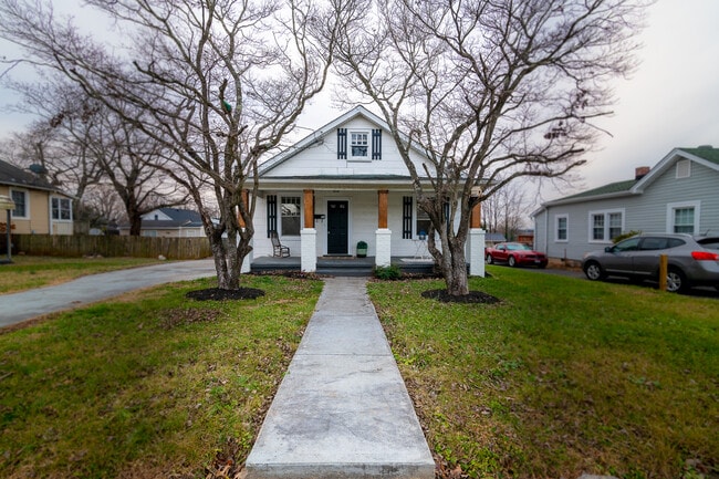 Building Photo - 527 Eldon St