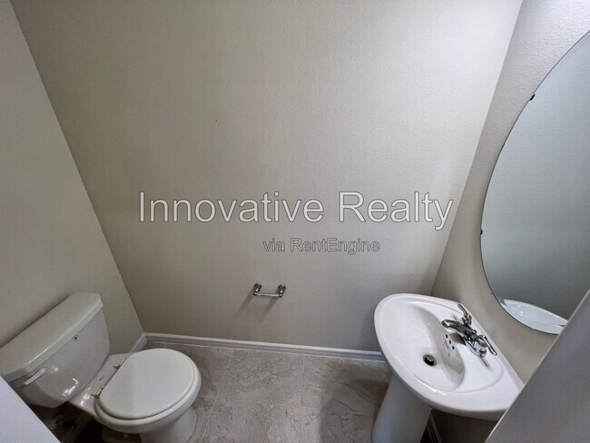 Building Photo - 2895 Clever Ln