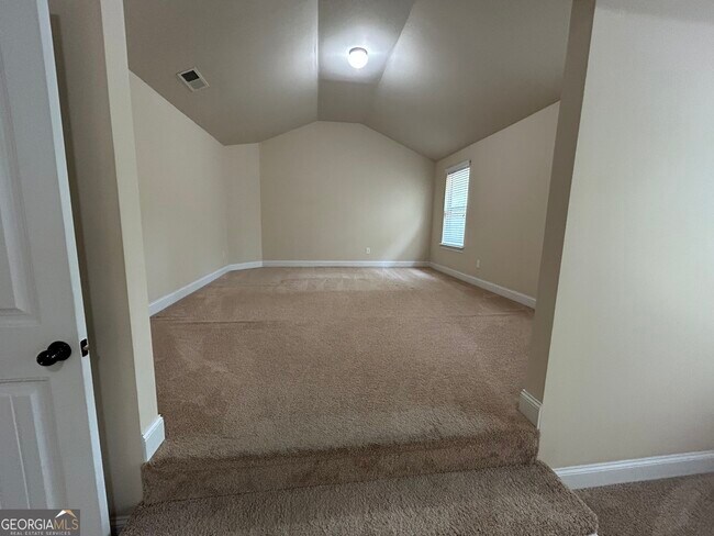 Building Photo - 2942 Dobbs Ct